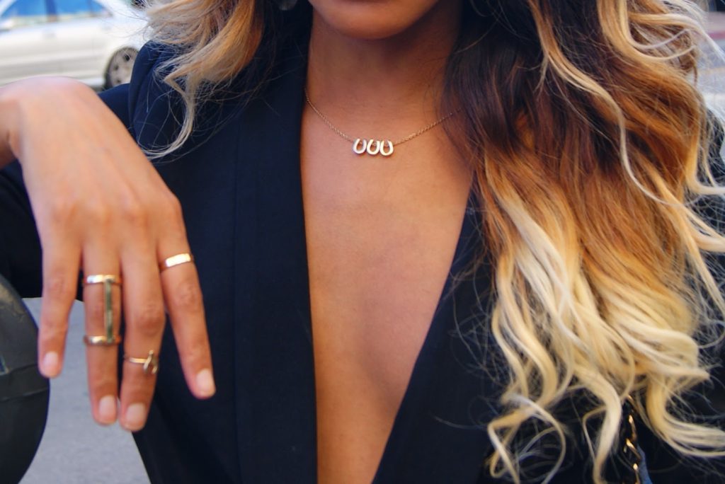 gold rings, midi rings, horseshoe necklace, allthingsslim, ombre hair, 
